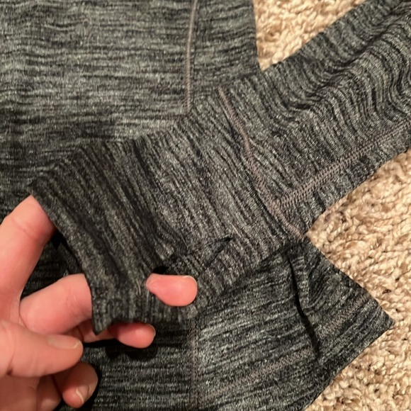 Lululemon long sleeve running top - Picture 3 of 4